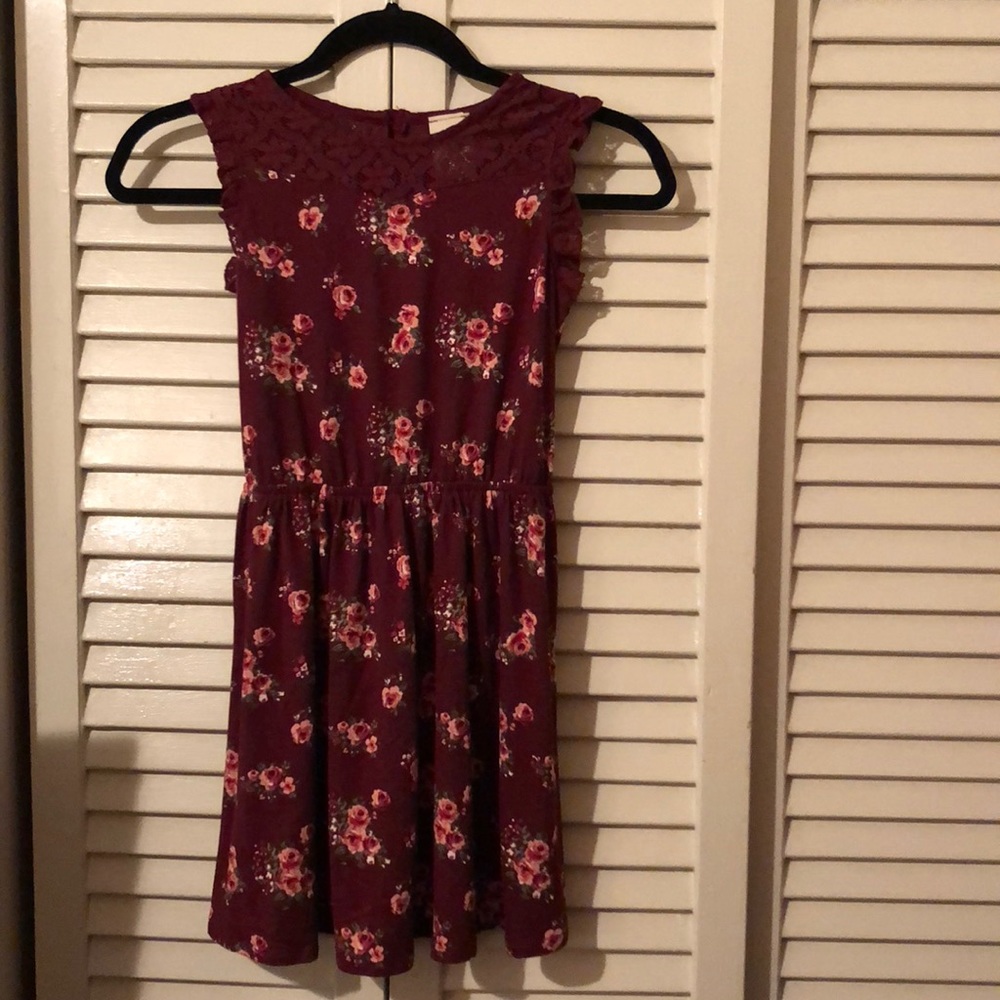 Girls Floral Print Dress with Lace Neck Line